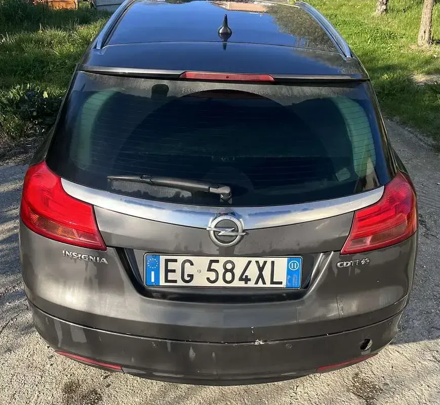 Usata Opel Insignia Cosmo 160 CV (117 kW) 2011 Station wagon