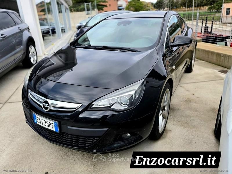 Usata Opel Astra GTC Cosmo 165 CV (121 kW) 2012 Nero Berlina