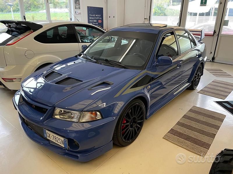 Usata Mitsubishi Lancer 280 CV (205 kW) 1999 Blu Berlina