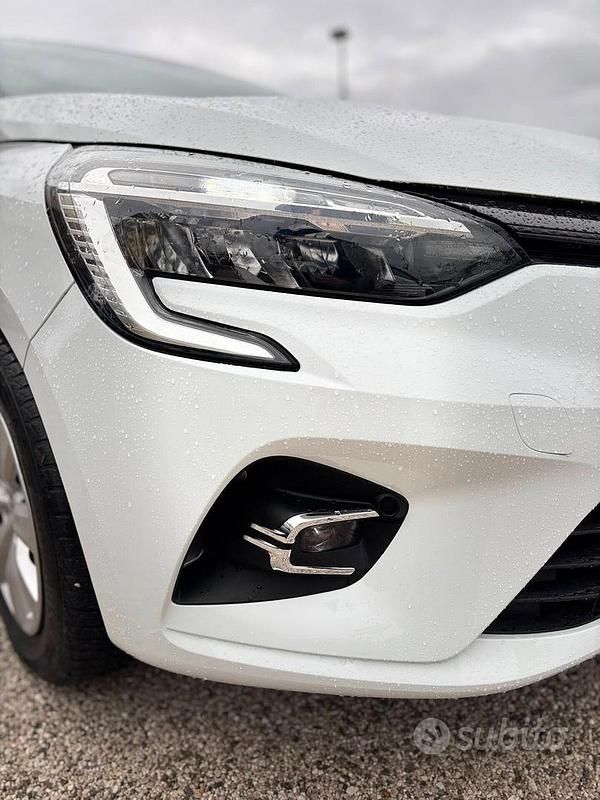 Usata Renault Clio V Business 85 CV (62 kW) 2020 Bianco Berlina