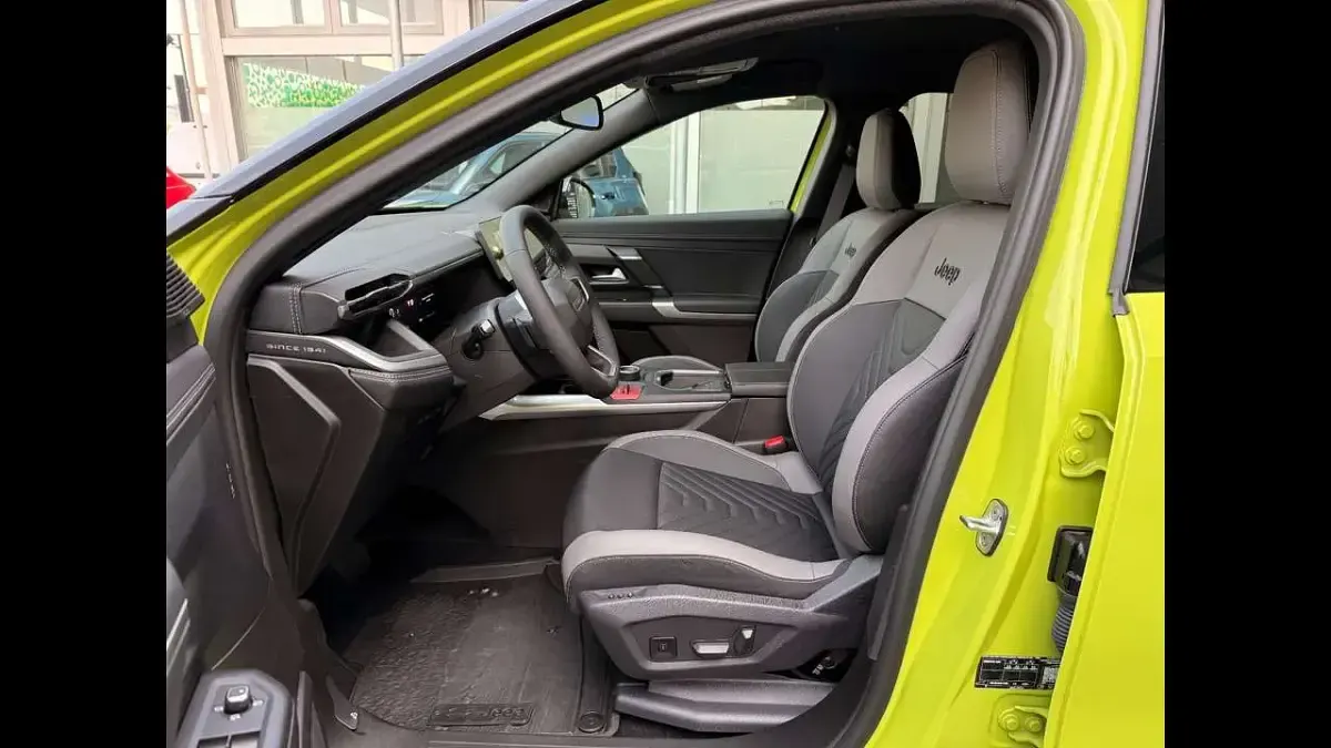 Usata Jeep Compass 156 kW (213 CV) 2025 Da sistemare SUV