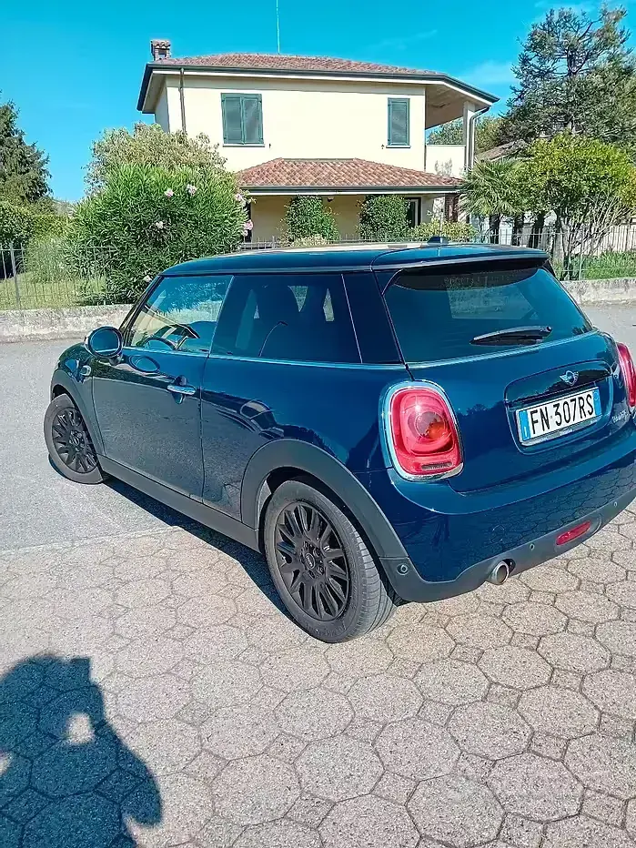 Usata Mini Cooper Hype 116 CV (85 kW) 2018 Bluazzurro Utilitaria