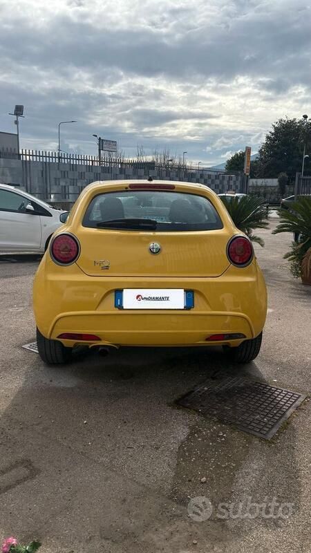 Usata Alfa Romeo MiTo 135 CV (99 kW) 2011 Giallo Utilitaria