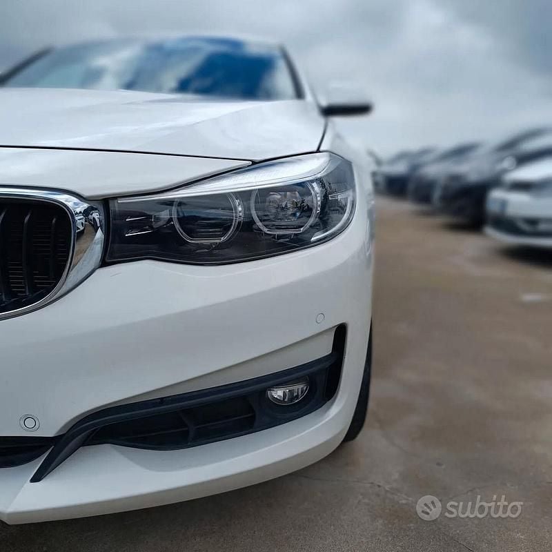 Usata BMW 320 190 CV (139 kW) 2017 Bianco Berlina