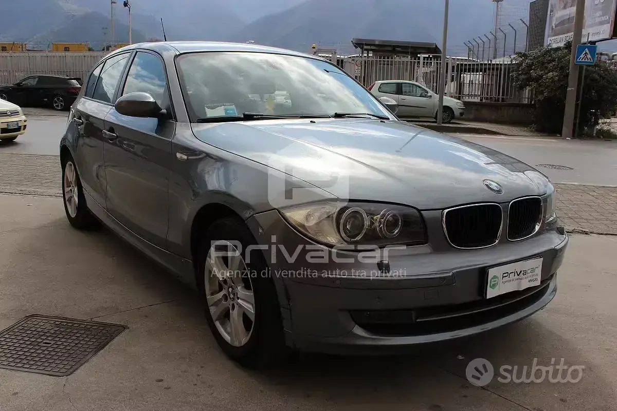 Usata BMW 118 143 CV (105 kW) 2008 Grigio Utilitaria