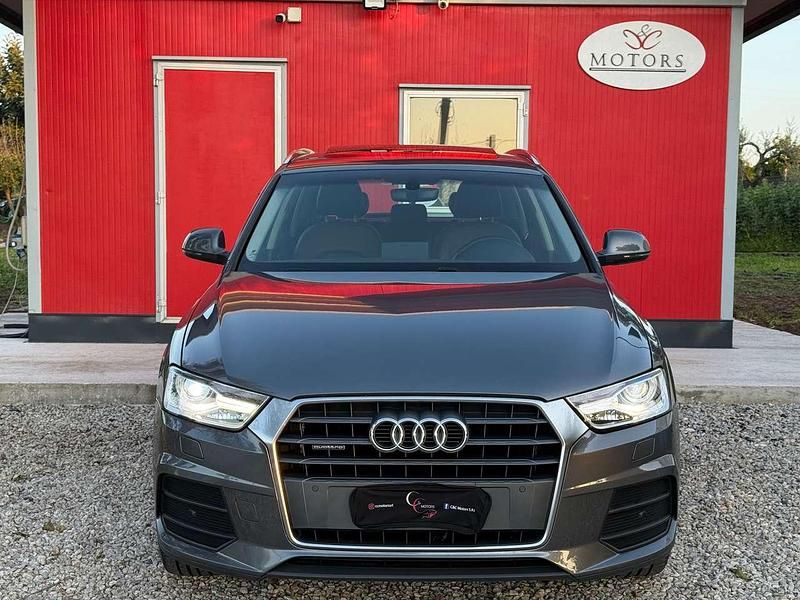 Usata Audi Q3 Sport 150 CV (110 kW) 2017 Grigio monsone SUV