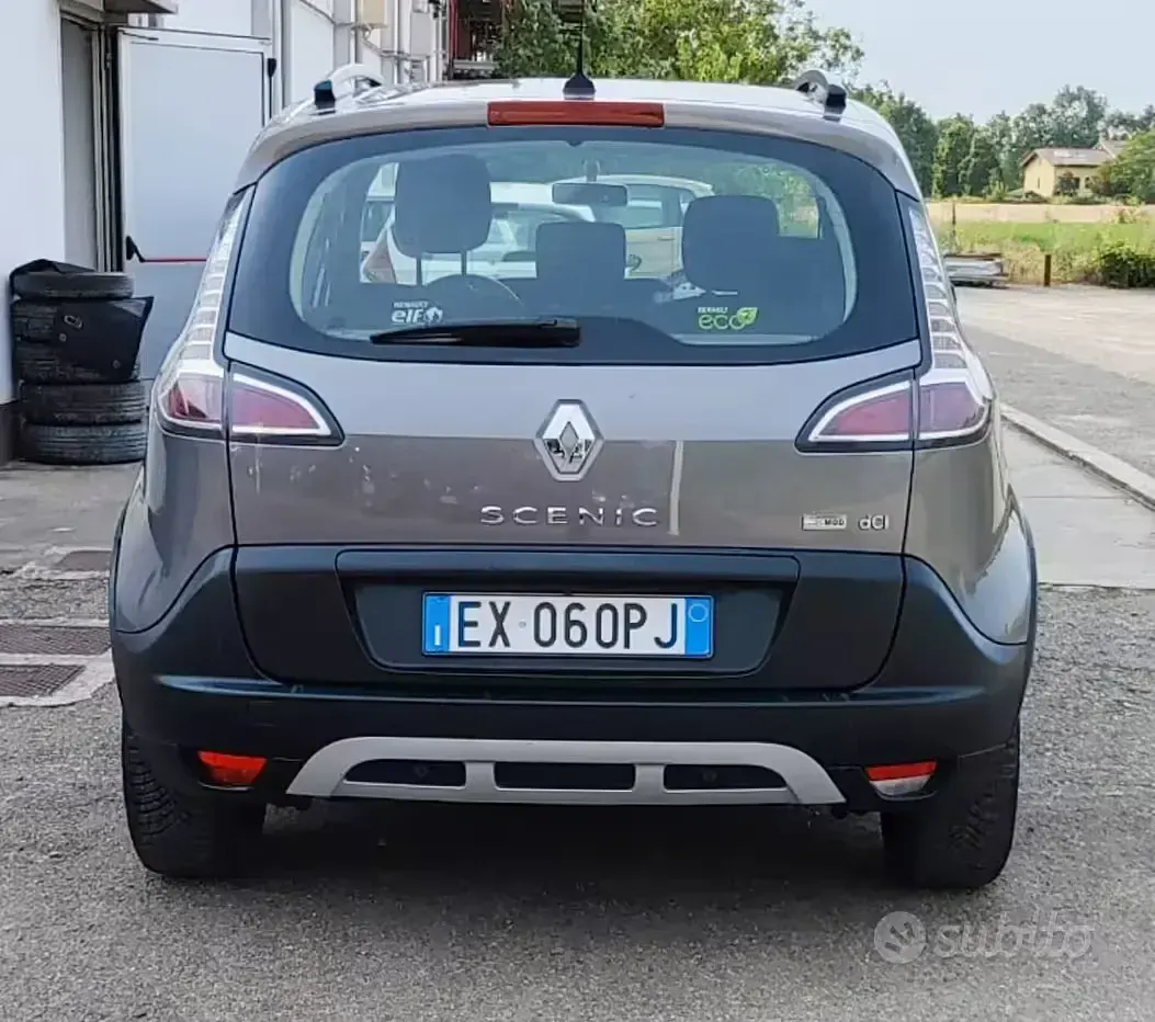 Usata Renault Scénic XMOD 110 CV (80 kW) 2014 Other Monovolume