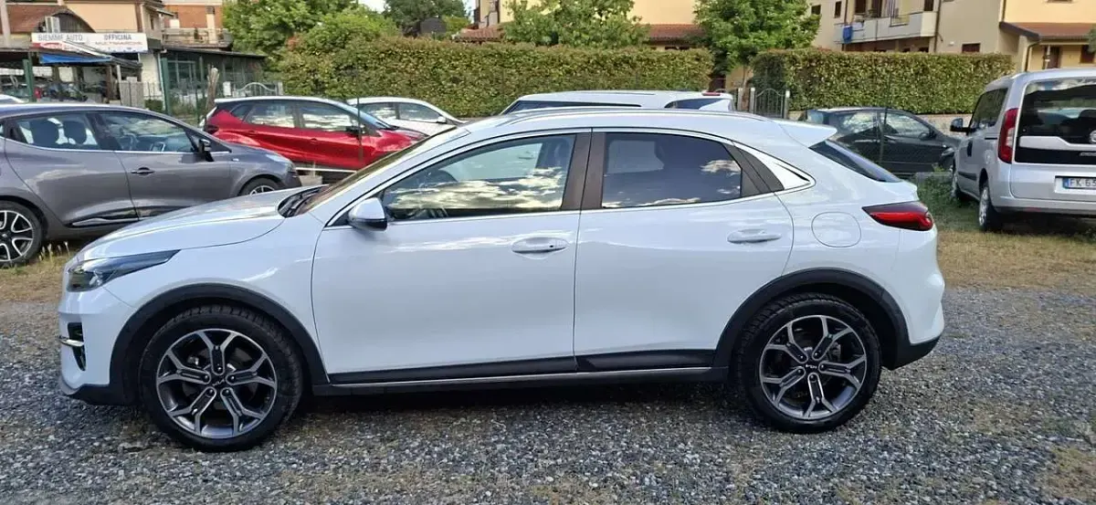 Usata Kia XCeed 160 CV (117 kW) 2022 Bianco SUV