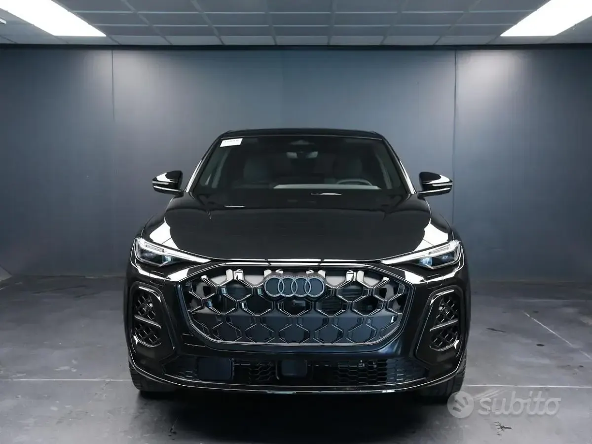 Nuova Audi Q5 Sportback Ambiente 204 CV (150 kW) 2026 Nero SUV