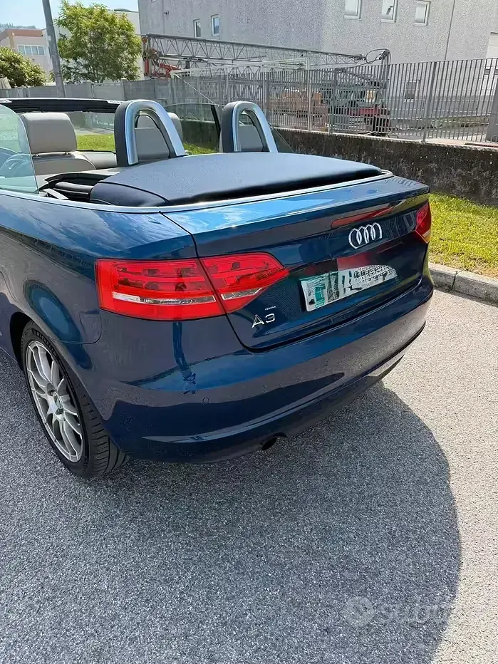Usata Audi A3 Cabriolet 140 CV (102 kW) 2010 Blu Cabrio
