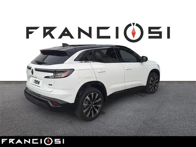 Usata Renault Austral Techno 203 CV (149 kW) 2024 Bianco SUV