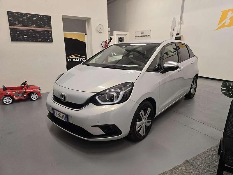 Usata Honda Jazz Executive 98 CV (72 kW) 2022 Grigio Utilitaria
