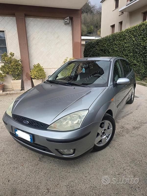 Usata Ford Focus 2004 Grigio Berlina