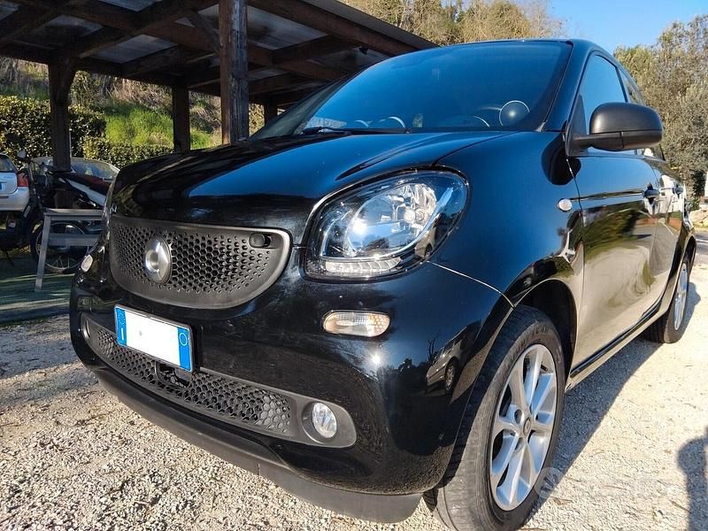 Usata Smart ForFour Brabus 2019 Nero Utilitaria