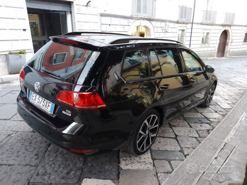 Usato 2014 VW Golf VII 1.6 Diesel 105 CV (7.200 €)