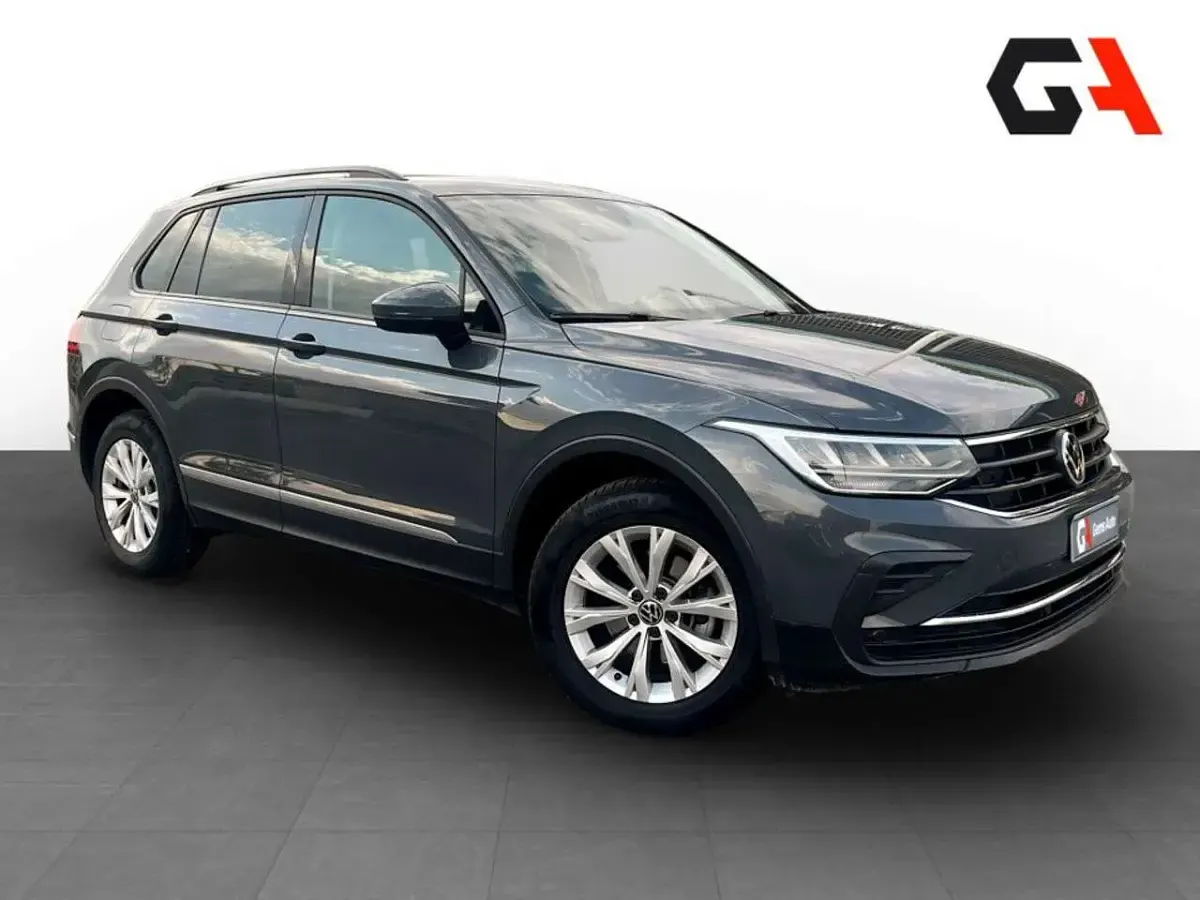 Usata VW Tiguan Life 150 CV (110 kW) 2021 Grigio SUV