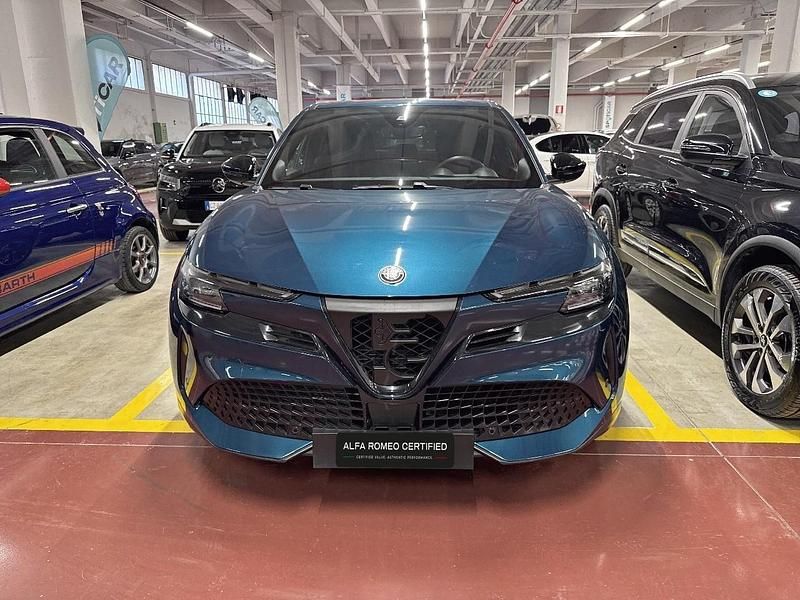 Second-hand Alfa Romeo GT Junior Edizione Speciale 114 kW (156 CP) 2024 Albastru Cabrio