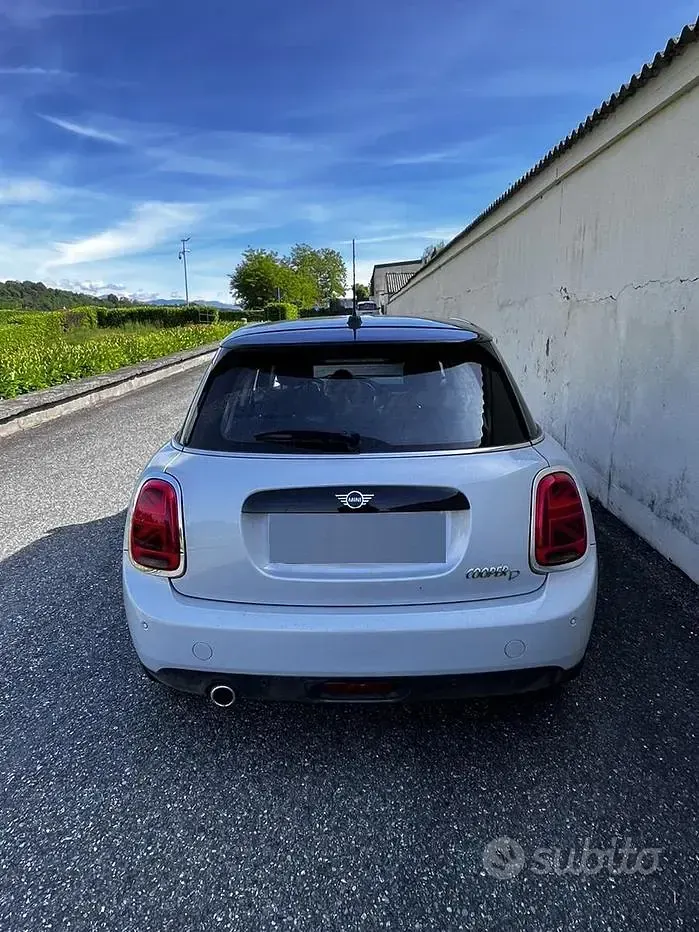 Usata Mini Cooper D 116 CV (85 kW) 2019 Utilitaria