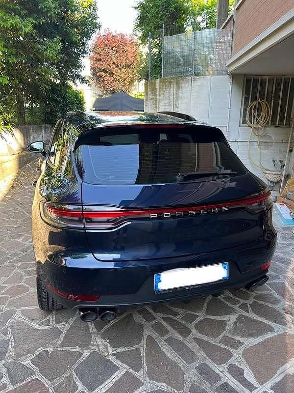 Usata Porsche Macan 245 CV (180 kW) 2019 Blu/azzurro SUV