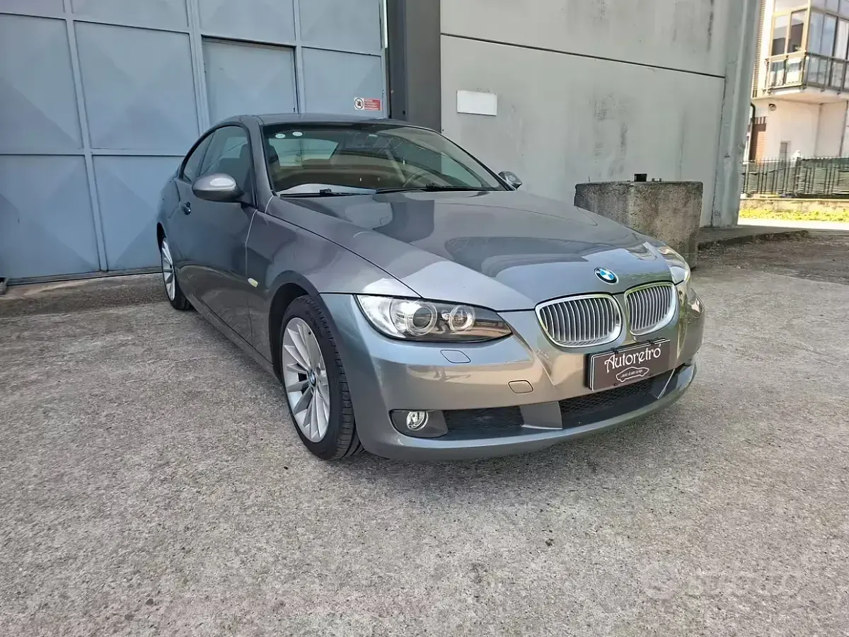 Usata BMW 320 170 CV (125 kW) 2008 Grigio Coupé