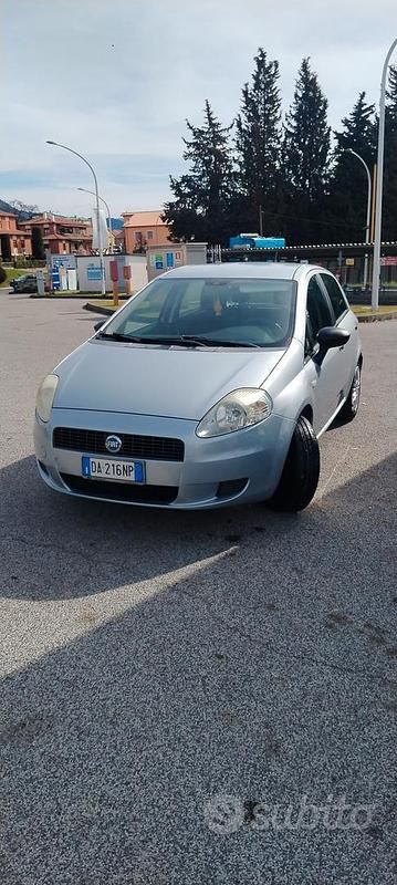 Usata Fiat Grande Punto 2006 Grigio Utilitaria