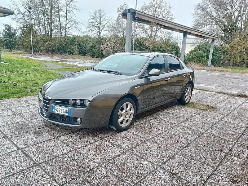 Usata Alfa Romeo 159 2011 Grigio Station wagon