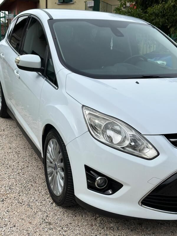 Usata Ford C-MAX Titanium 115 CV (84 kW) 2012 Bianco Monovolume