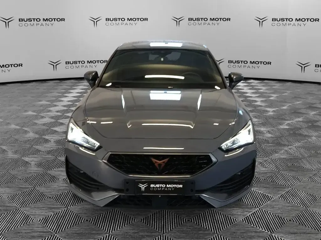 Usata Cupra Leon 150 CV (110 kW) 2023 Grigio / pastello Utilitaria