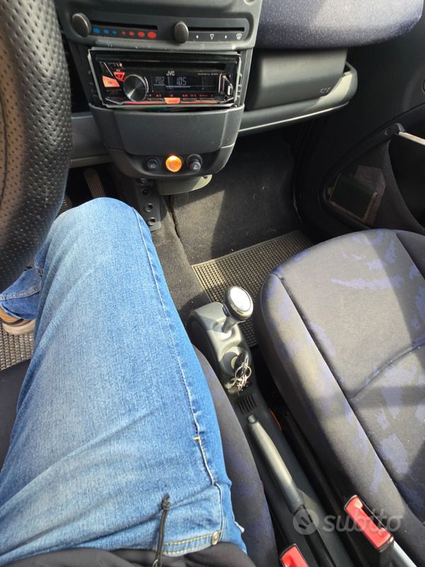 Usata Smart ForFour 75 CV (55 kW) 2005 Blu Utilitaria