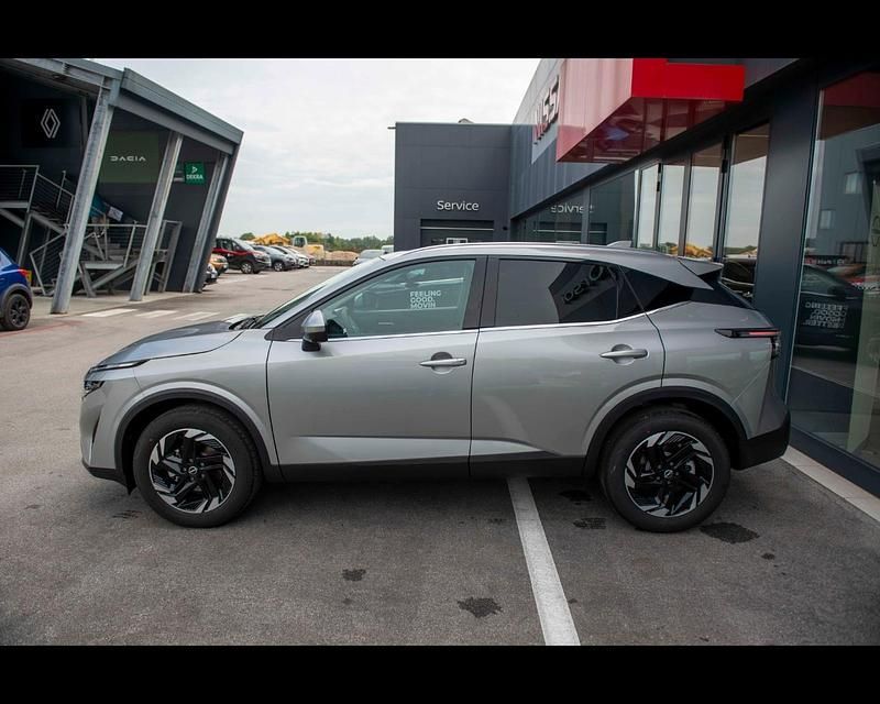 Nuova Nissan Qashqai 15 CV (11 kW) 2026 Newport grey SUV