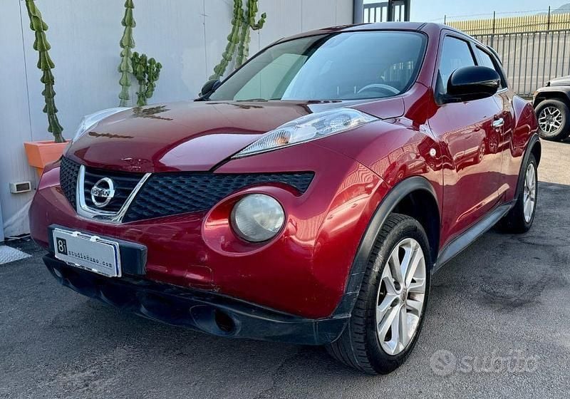 Rosso Usata 2011 Nissan Juke Tekna SUV | 3200 € (Super prezzo) - Immagine 1/4