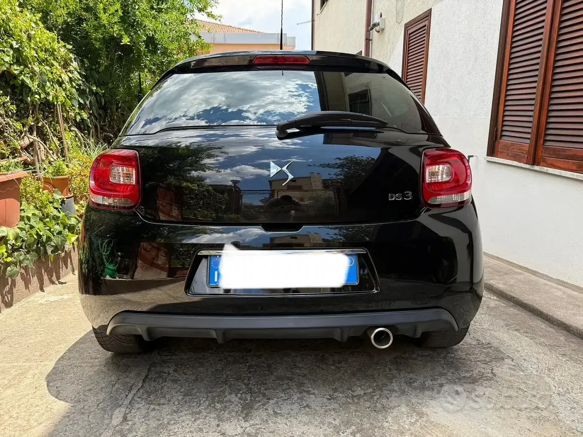 Usata DS Automobiles DS3 Crossback 75 CV (55 kW) 2017 Nero