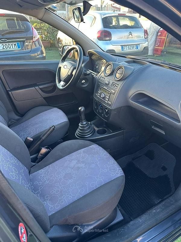 Usata Ford Fiesta 75 CV (55 kW) 2008 Utilitaria