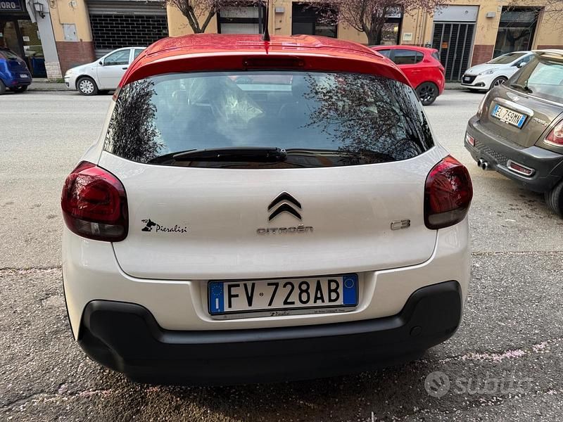 Usata Citroën C3 101 CV (74 kW) 2019 Bianco Utilitaria