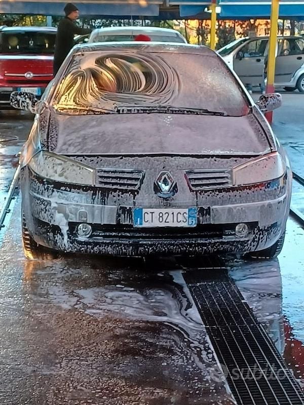 Usata Renault Mégane Cabriolet 120 CV (88 kW) 2005 Nero Cabrio