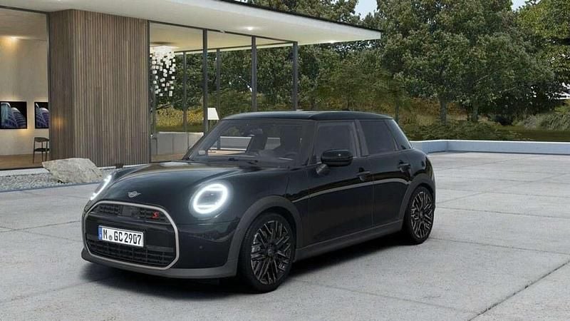 Nuova Mini Cooper Favoured 150 kW (204 CV) 2026 Midnight black ii Utilitaria