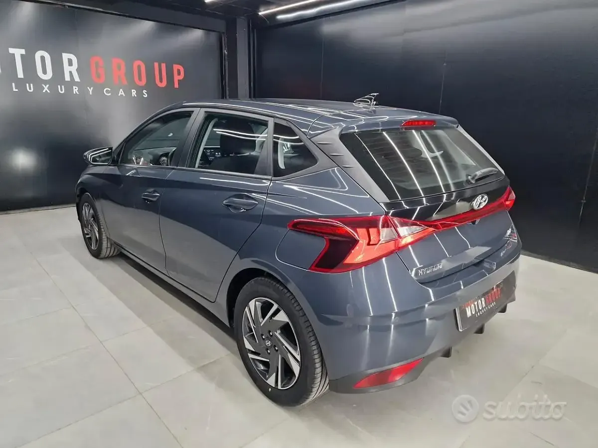 Usata Hyundai i20 84 CV (61 kW) 2023 Grigio Utilitaria