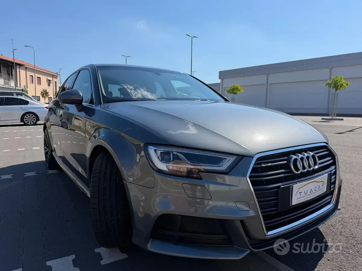 Usata Audi A3 S-Line 115 CV (84 kW) 2019 Grigio Berlina