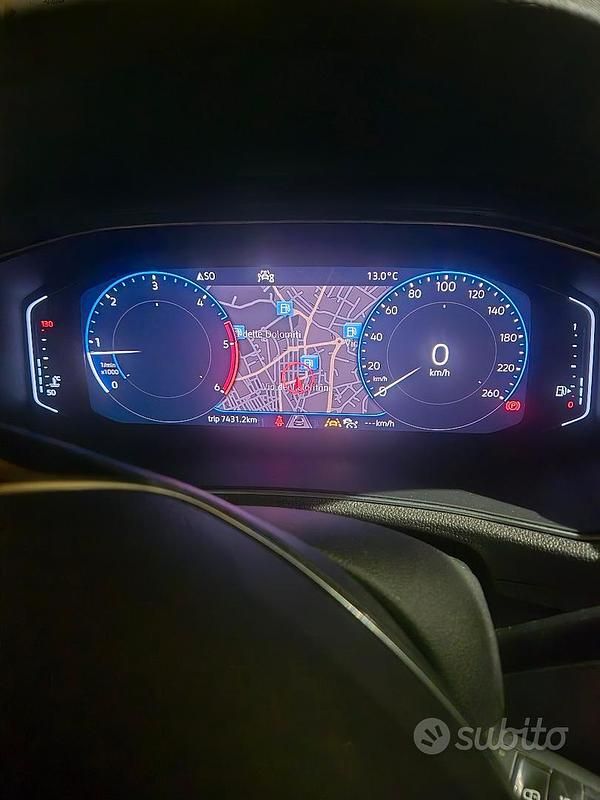 Usata VW T-Roc 116 CV (85 kW) 2020 Grigio SUV