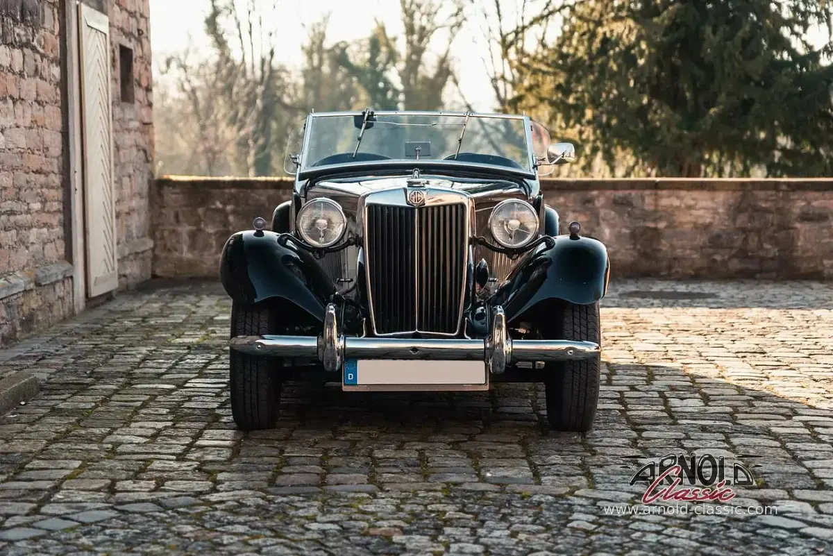 Usata MG TD 57 CV (41 kW) 1952 Nero Cabrio