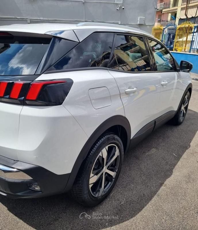 Usata Peugeot 3008 120 CV (88 kW) 2017 SUV