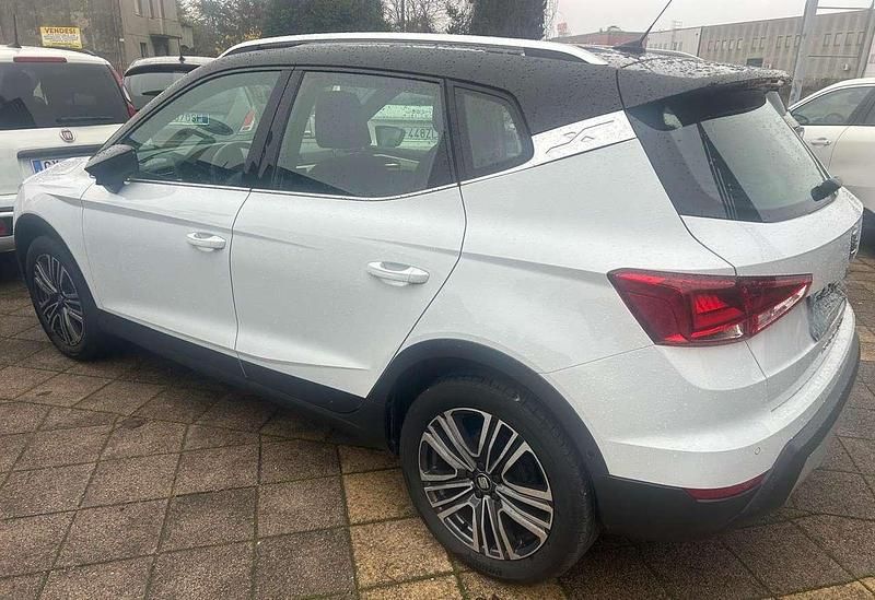 Usata Seat Arona Black Edition 95 CV (69 kW) 2019 Bianco SUV