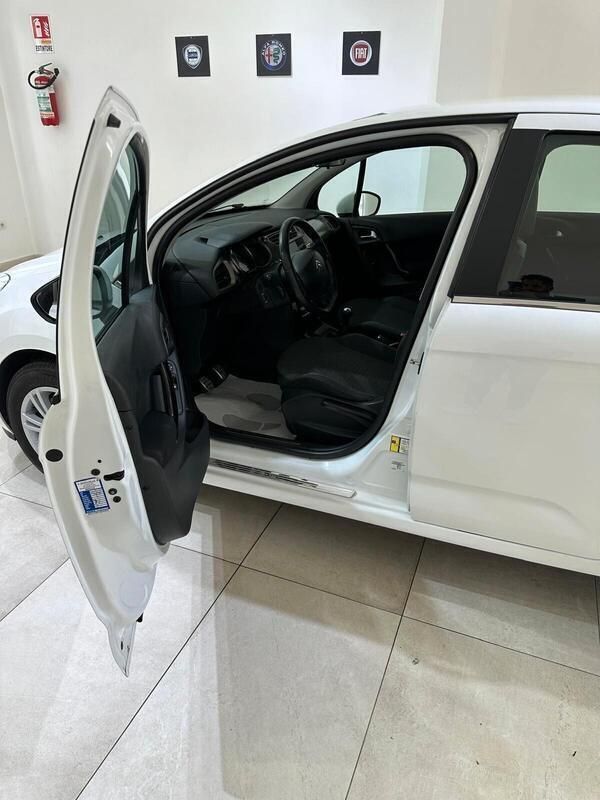 Usata Citroën C3 Exclusive 82 CV (60 kW) 2016 Bianco Utilitaria