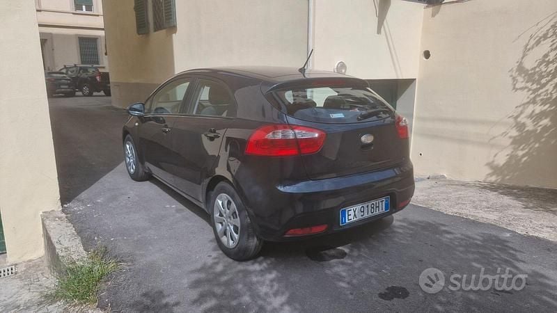 Usata Kia Rio Active 86 CV (63 kW) 2014 Other Berlina
