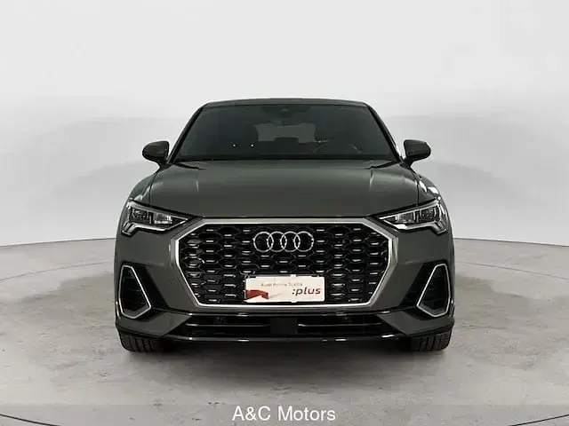 Usata Audi Q3 Ambiente 150 CV (110 kW) 2025 Grigio chronos metallizzato SUV