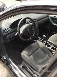 Usata Mercedes A200 95 CV (69 kW) 2009 Nero Berlina