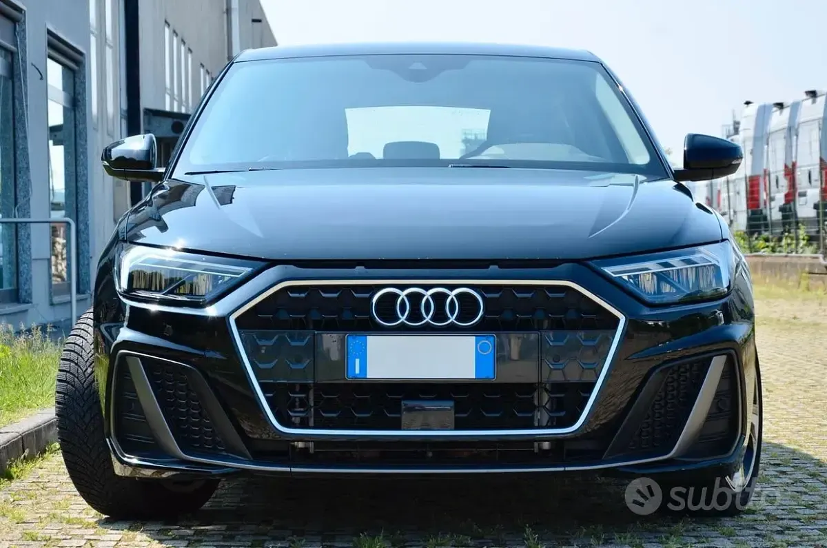 Usata Audi A1 S-Line 110 CV (80 kW) 2023 Nero SUV