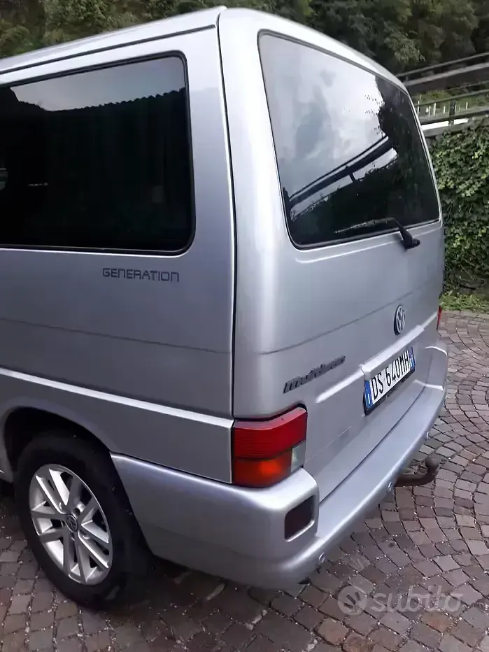Usata VW Multivan 151 CV (111 kW) 2002 Grigio Monovolume