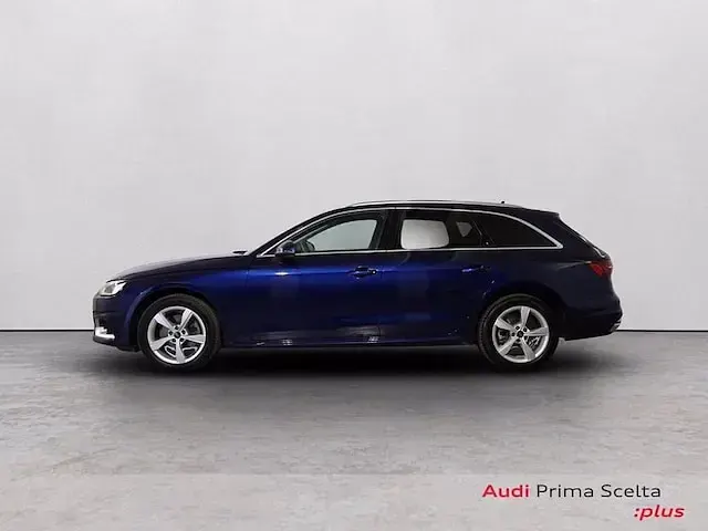 Usata Audi A4 Advanced Plus 163 CV (119 kW) 2023 Blu navarra metallizzato Station wagon