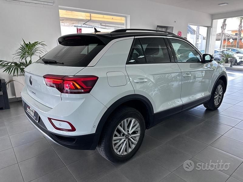 Usata VW T-Roc Style 110 CV (80 kW) 2023 Bianco SUV